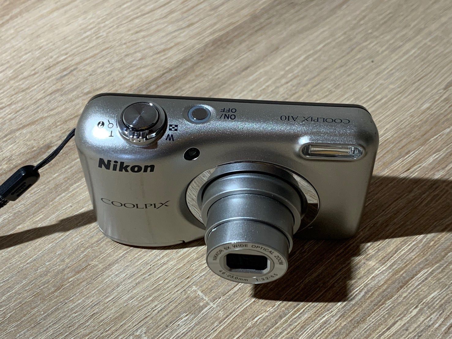 Compact Digital Camera 0999 Nikon Coolpix A10