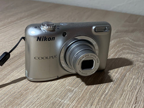 Compact Digital Camera 0999 Nikon Coolpix A10