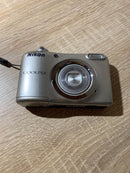 Compact Digital Camera 0999 Nikon Coolpix A10