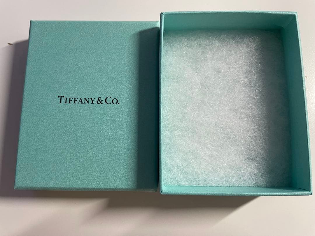 Tiffany Necklaces Co.