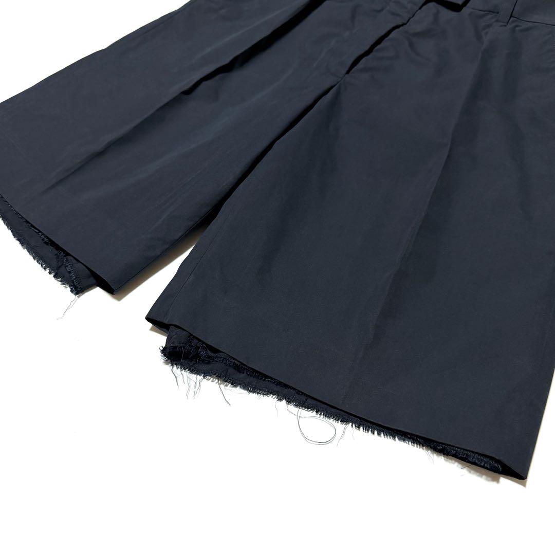 Miu Shorts Bermuda 25Ss