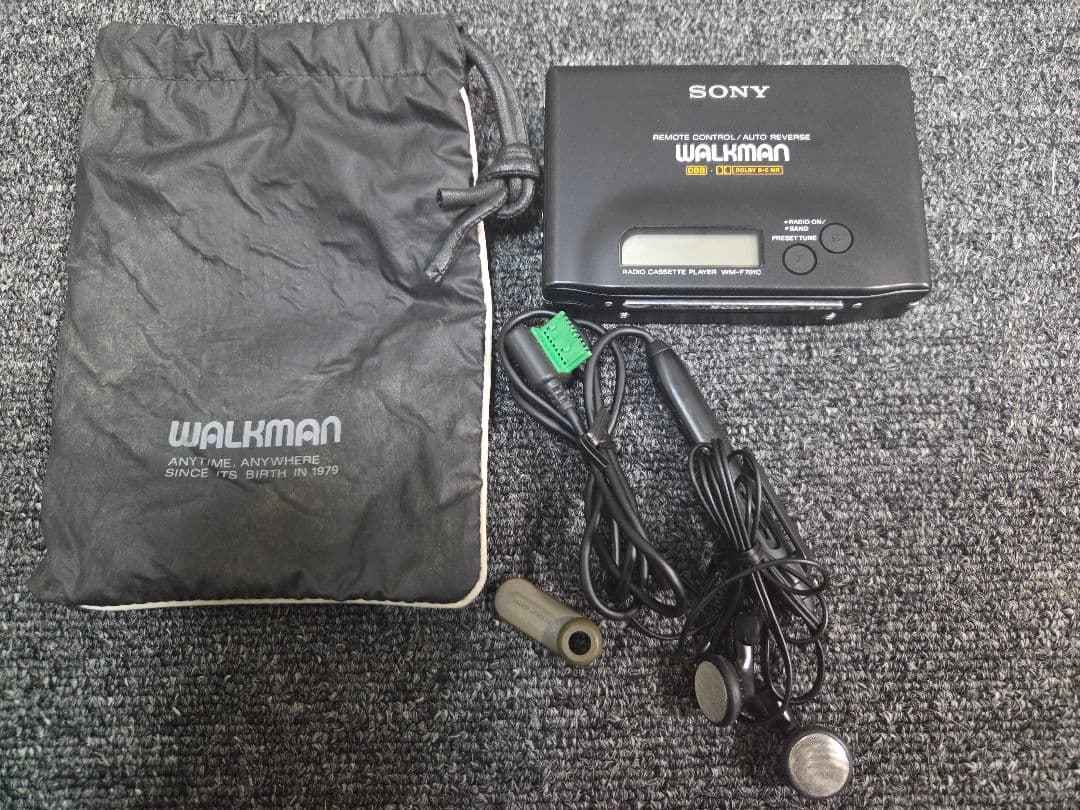 Sony Cassette Players Walkman Wm-F701C 1979