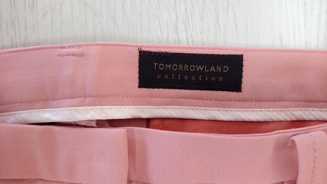 Tomorrowland Slacks 32