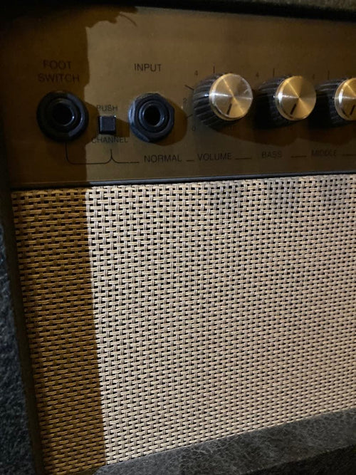 Marshall Guitar Amplifier Jtm60