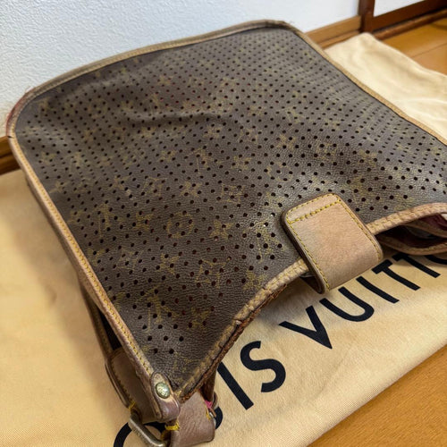 Louis Vuitton Shoulder Bag R*E