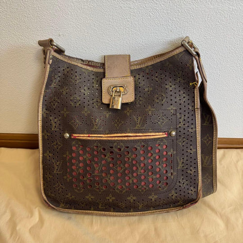 Louis Vuitton Shoulder Bag R*E