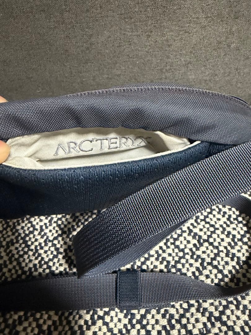 Arc'Teryx Shoulder Bags 1