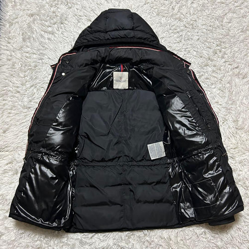Moncler Down Jacket Millais