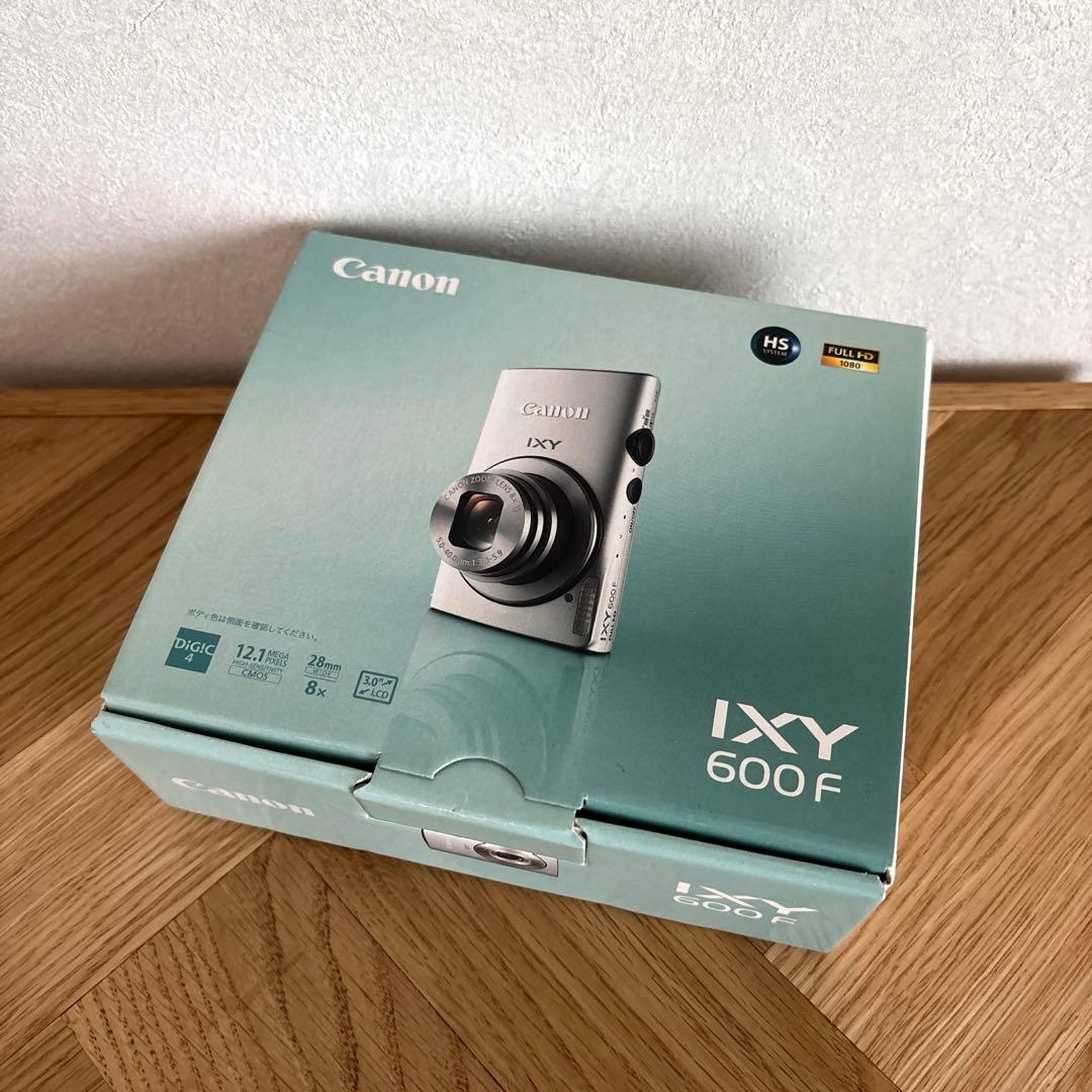 Canon Compact Digital Camera Ixy 600F