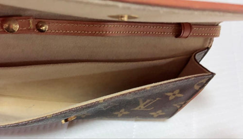 Louis Vuitton Shoulder Bag