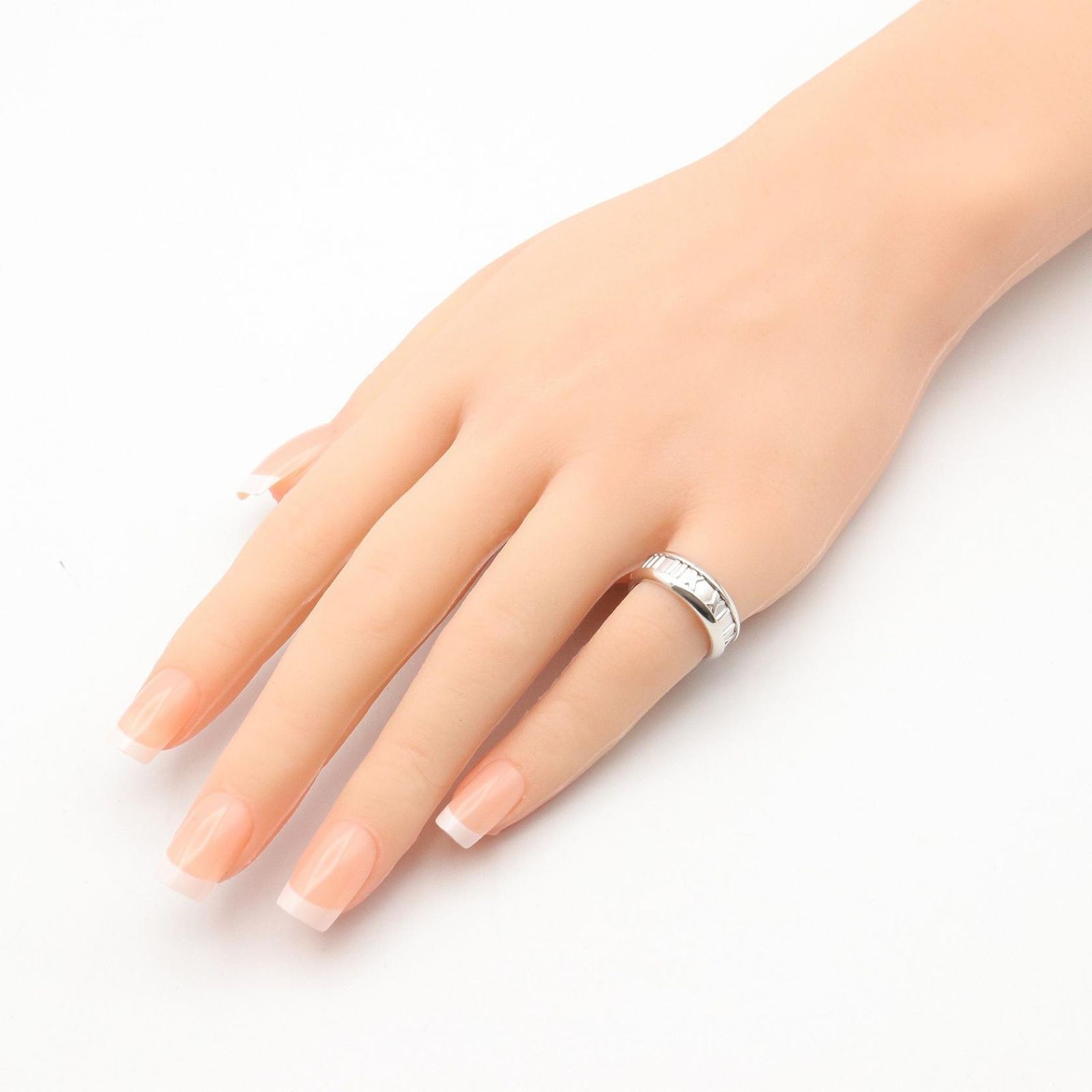 Tiffany Ring Co #8 K18Wg Used A