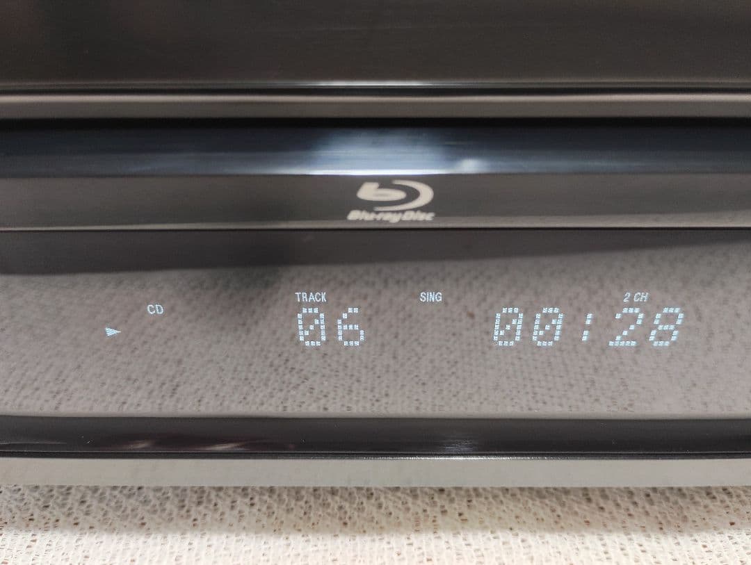Denon Cd Sacd Players Dbt-1713Ud Bd/Sacd/Dvd/Usb