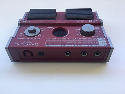 Base Effector Korg Toneworks Ax3B