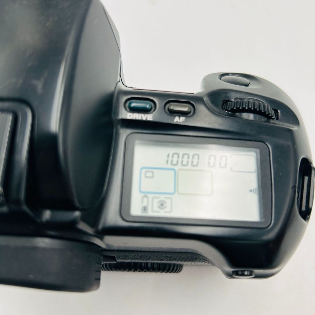 Canon Slr Camera (Film) Eos 100 Qd