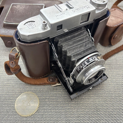 Mamiya Large -Size Medium Format Camera (Film) Mamiya-6