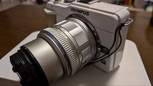 Olympus Mirrorless Interchangeable Lens Cameras Pen E-Pl1S