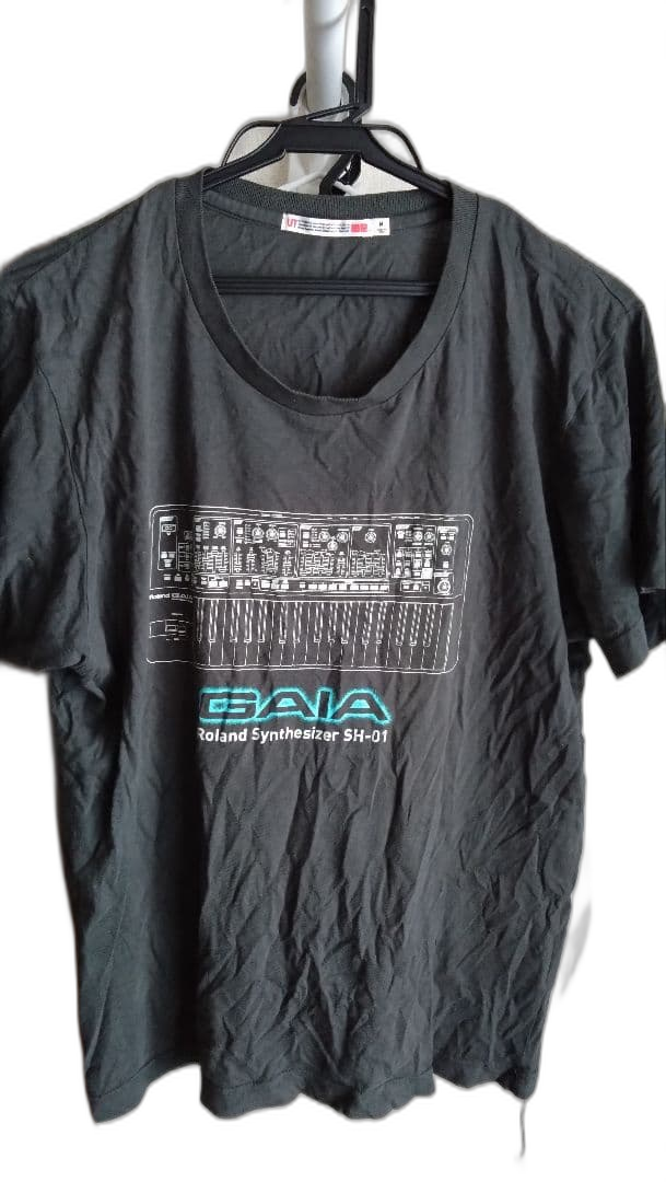 Uniqlo T -Shirt Roland Sh-01