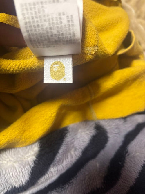 A Bathing Ape Hoodies M