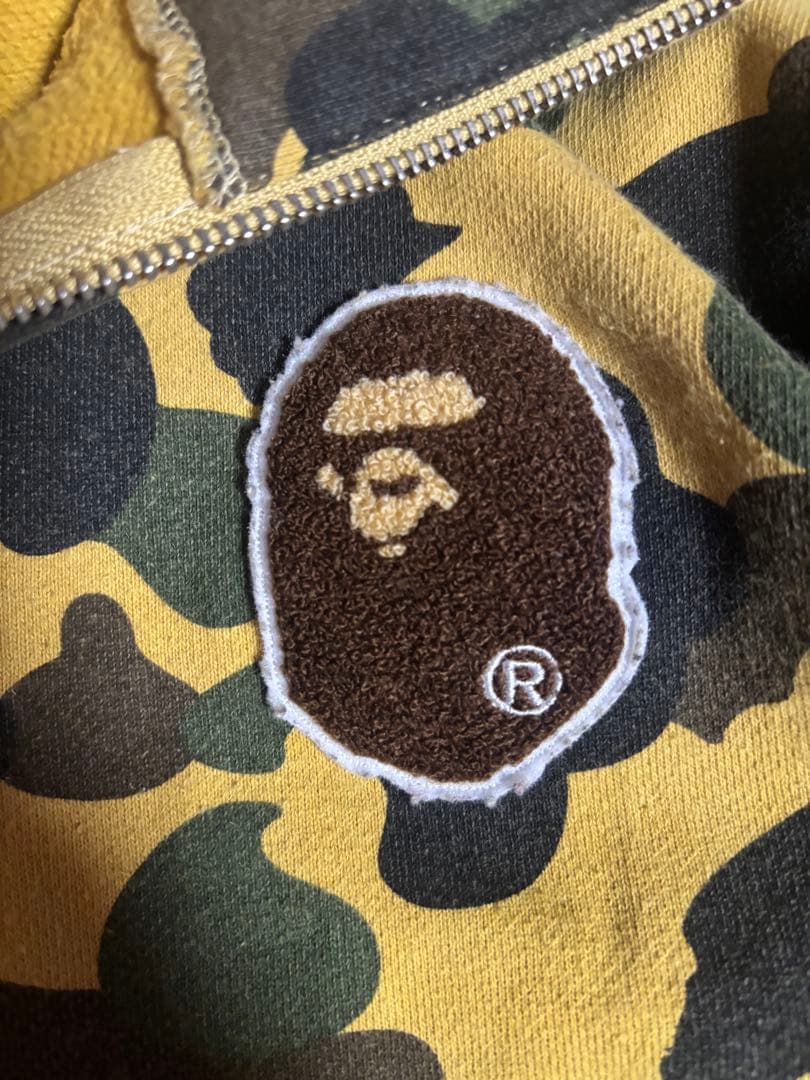 A Bathing Ape Hoodies M