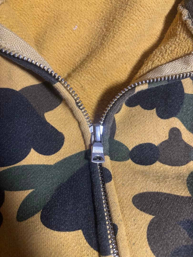A Bathing Ape Hoodies M