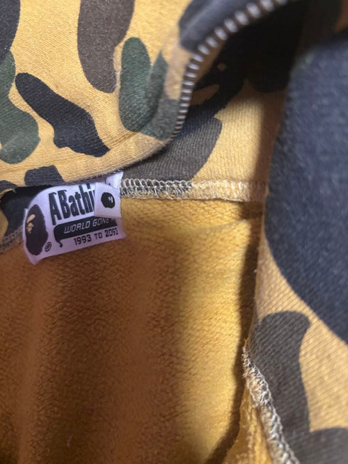 A Bathing Ape Hoodies M