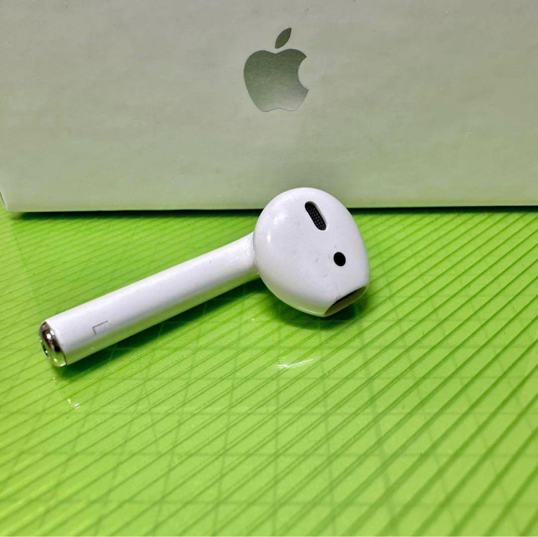Apple Airpods L