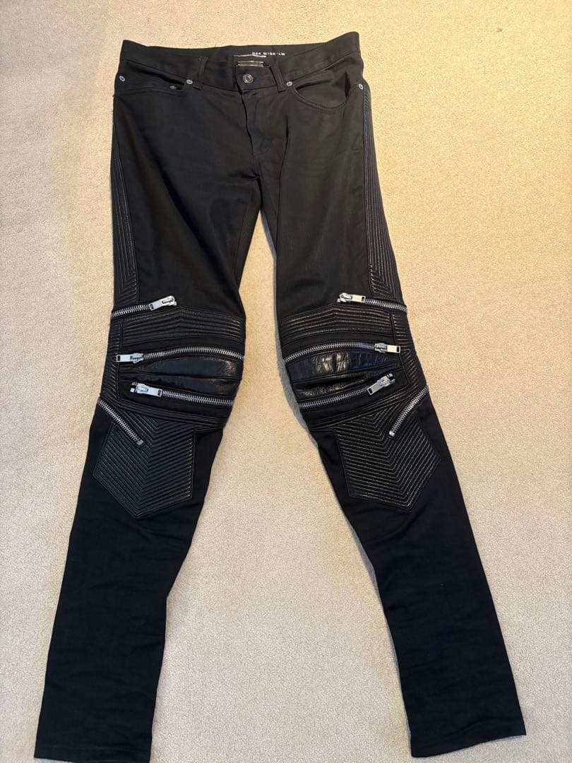 Saint Laurent Skinny Jeans D04 30