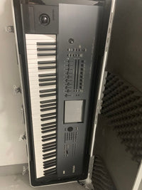 Analog Synthesizers Korg Kronos 73