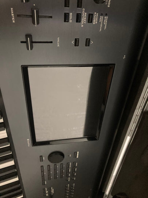 Analog Synthesizers Korg Kronos 73