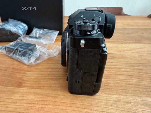 Fujifilm Mirrorless Interchangeable Lips X-T4