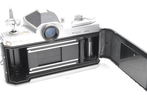 Nikomat Slr Cameras (Film) /Nikkor S 1:1.4 F=50Mm