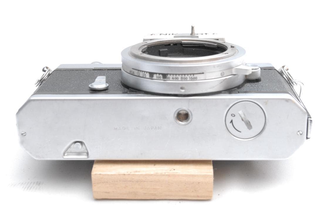 Nikomat Slr Cameras (Film) /Nikkor S 1:1.4 F=50Mm