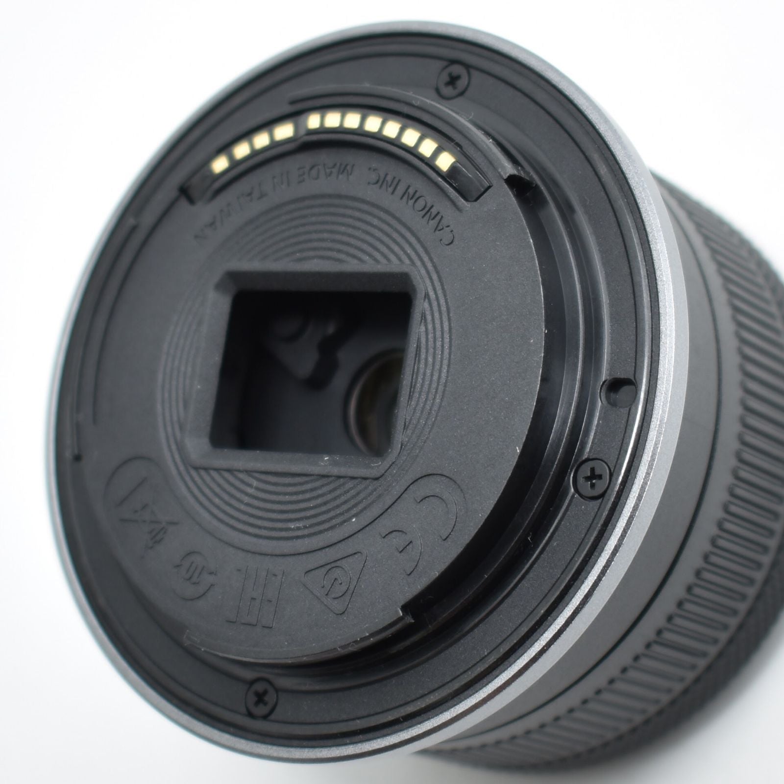 Mirrorless Interchangeable Lips B#12166 Canon Eos R50 (Rf-S18-45) /Aps-C/ 375G