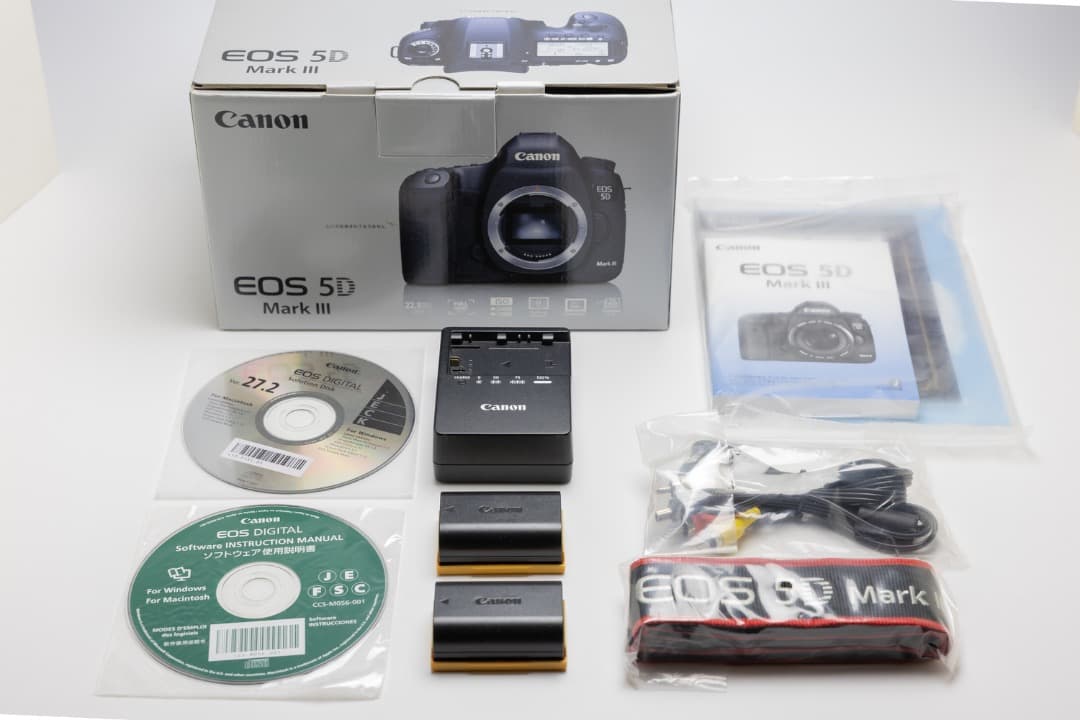 Canon Digital Slr 5D Mark Iii Ef24-105L
