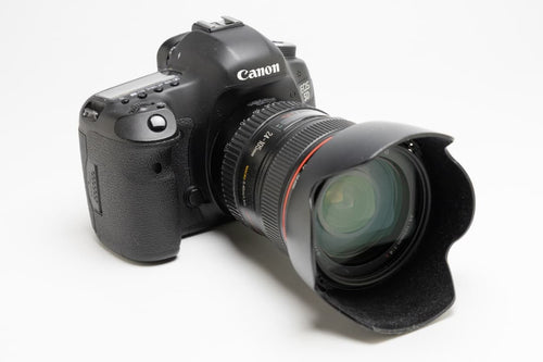 Canon Digital Slr 5D Mark Iii Ef24-105L