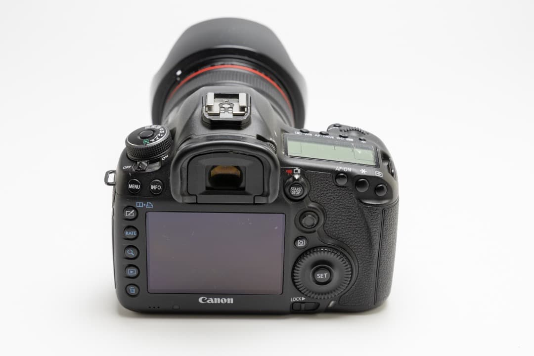 Canon Digital Slr 5D Mark Iii Ef24-105L