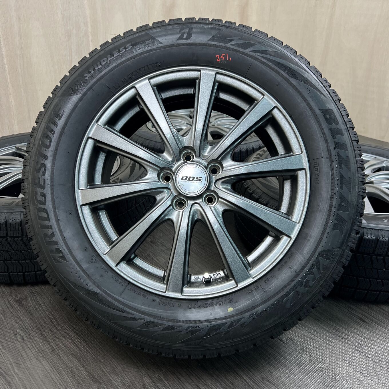 Bridgestone 16 Inches ]Badx 215/60R16 #251S40925