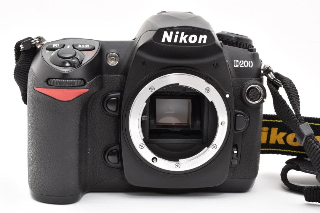 Digital Slrs Nikon D200 #22583