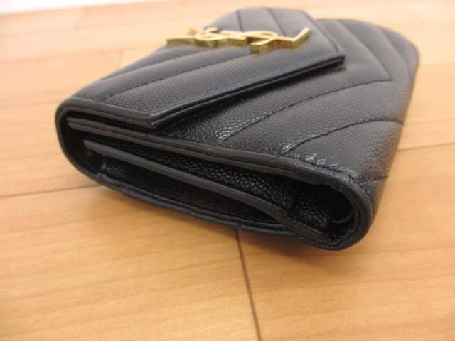 Saint Laurent Trifold Wallets 403943