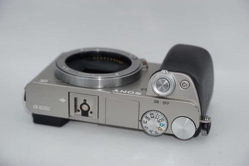 Sony Mirrorless Interchangeable Lips 6000 Aps-C