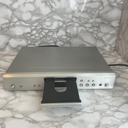 Onkyo Cd Sacd Player C-773