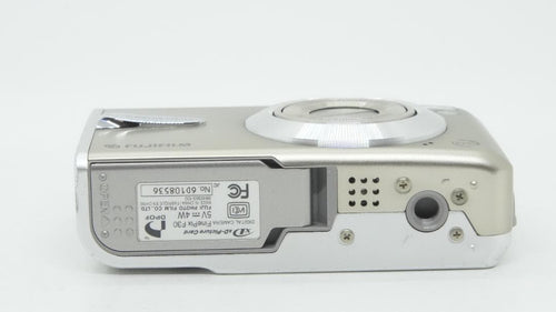 Compact Digital Cameras F3283 Fujifilm Finepix F30