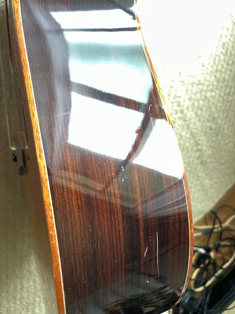 Yamaha Acoustic Guitars A1R
