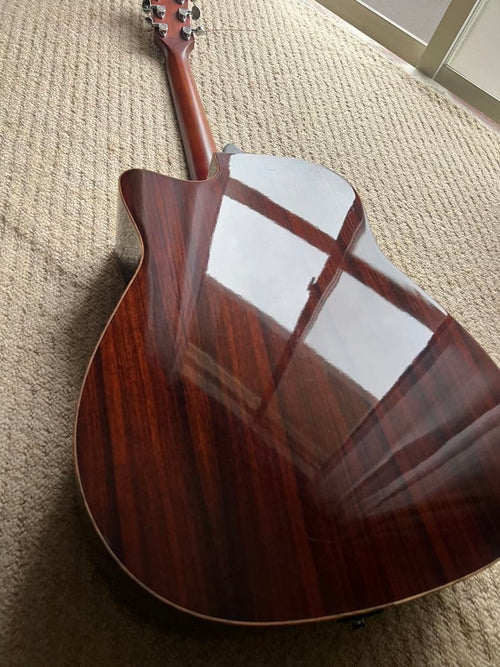 Yamaha Acoustic Guitars A1R