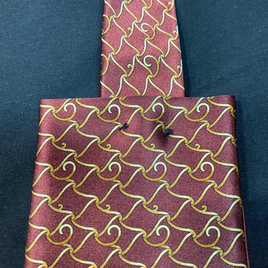 Yves Saint Laurent Ties 100%
