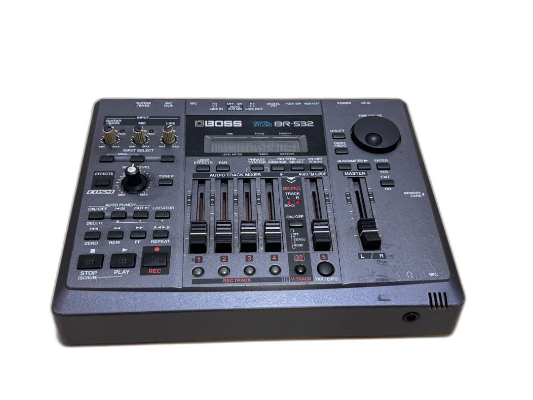 Multi -Track Recorder Boss Br-532