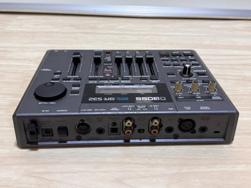 Multi -Track Recorder Boss Br-532