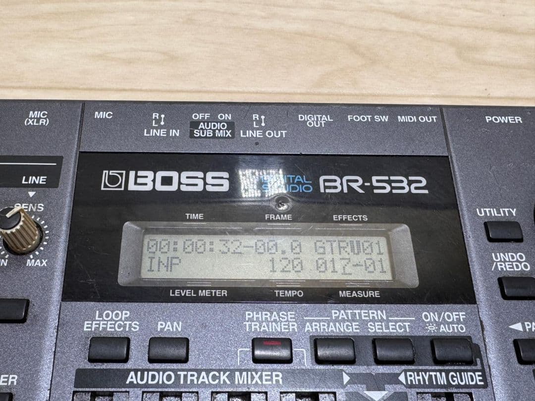 Multi -Track Recorder Boss Br-532