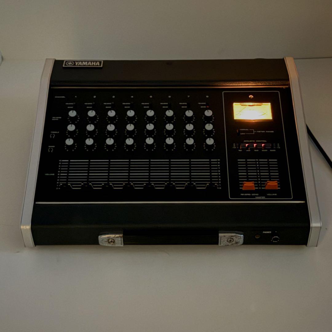 Yamaha Analog Mixers Pm-200B 8Ch Pa