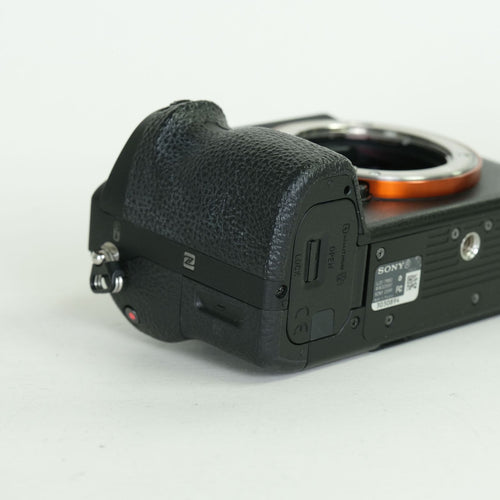 Sony Mirrorless Interchangeable Lips 24,896 7R Ii Ilce-7Rm2 E